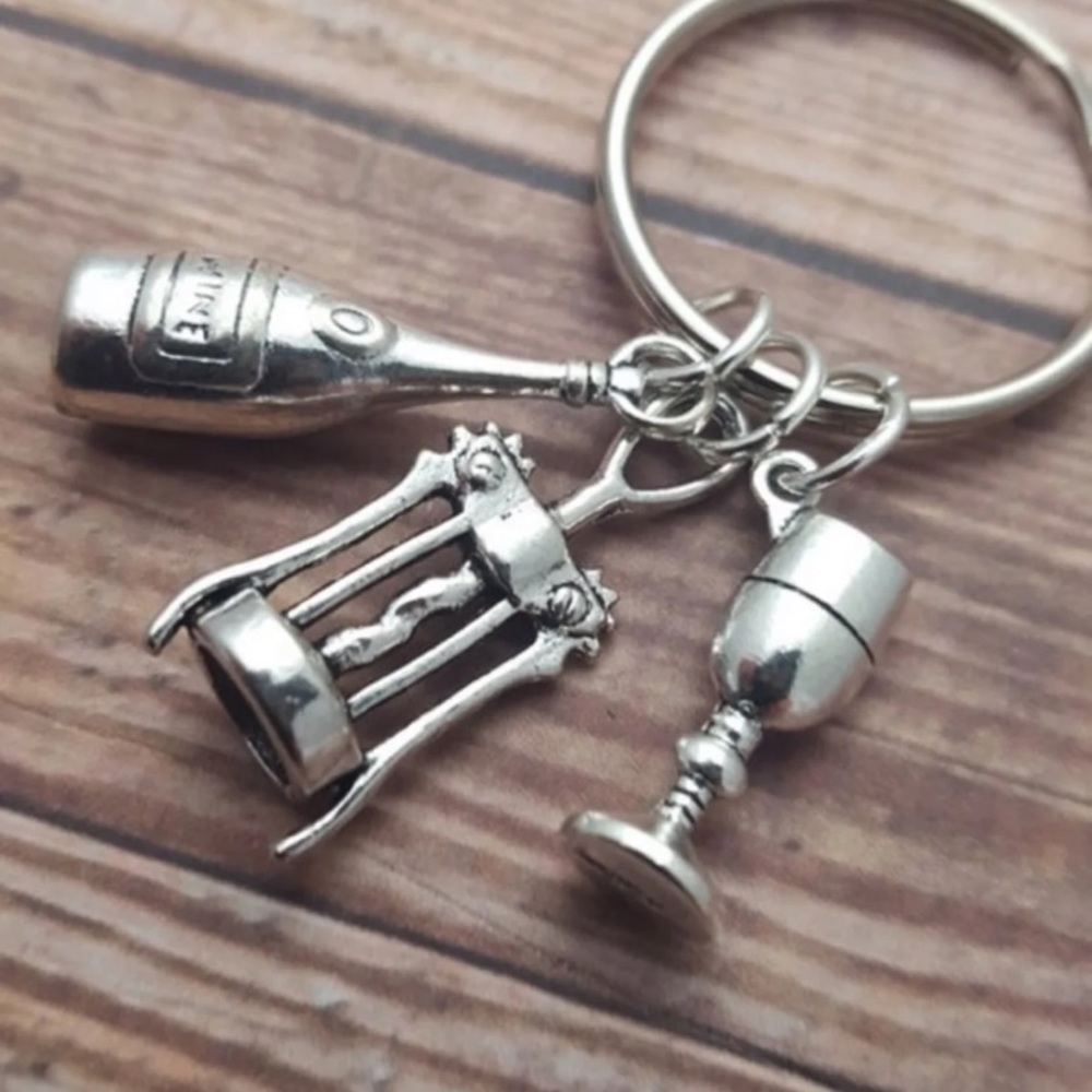 💞3for$20💞Wine Keychain